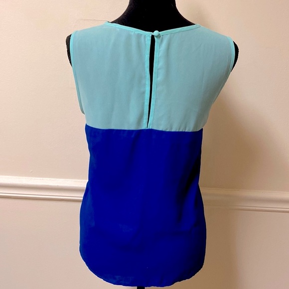Forever 21 NWOT Blue Colorblock Sleeveless Top - Picture 11 of 11